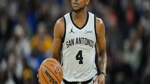 库巴西国王杯对阵马竞破门，开启个人生涯新篇章